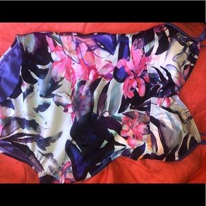 Roxy Women Medium Fast Star One Piece Swimsuit